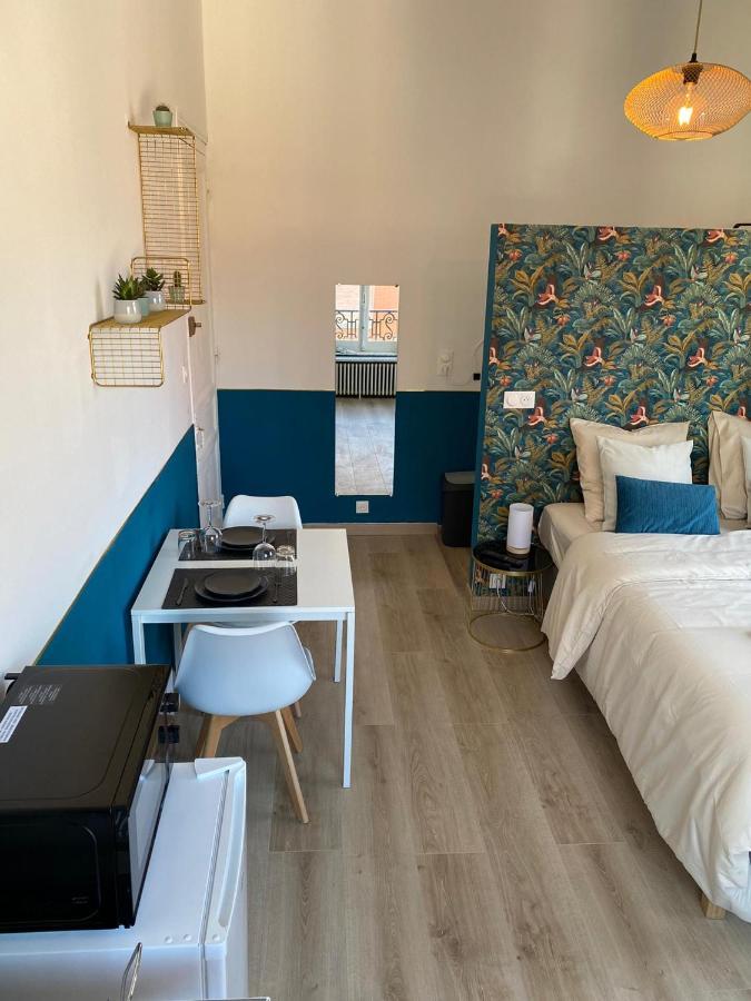 Capstay Roubaix Lille Private Shower & Netflix Exterior photo