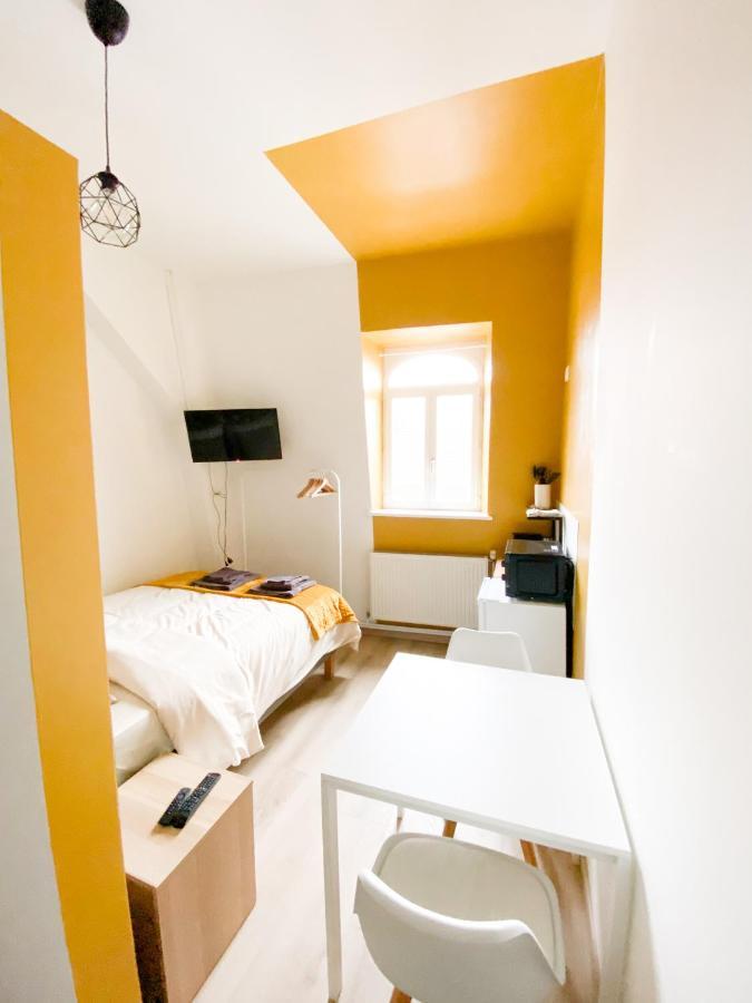 Capstay Roubaix Lille Private Shower & Netflix Exterior photo