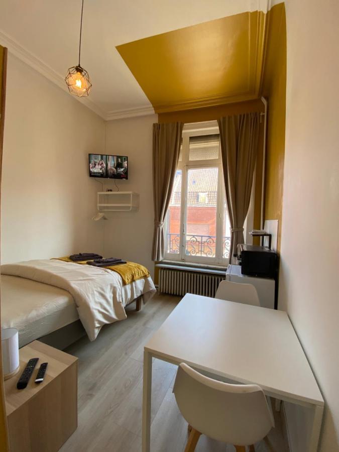 Capstay Roubaix Lille Private Shower & Netflix Exterior photo