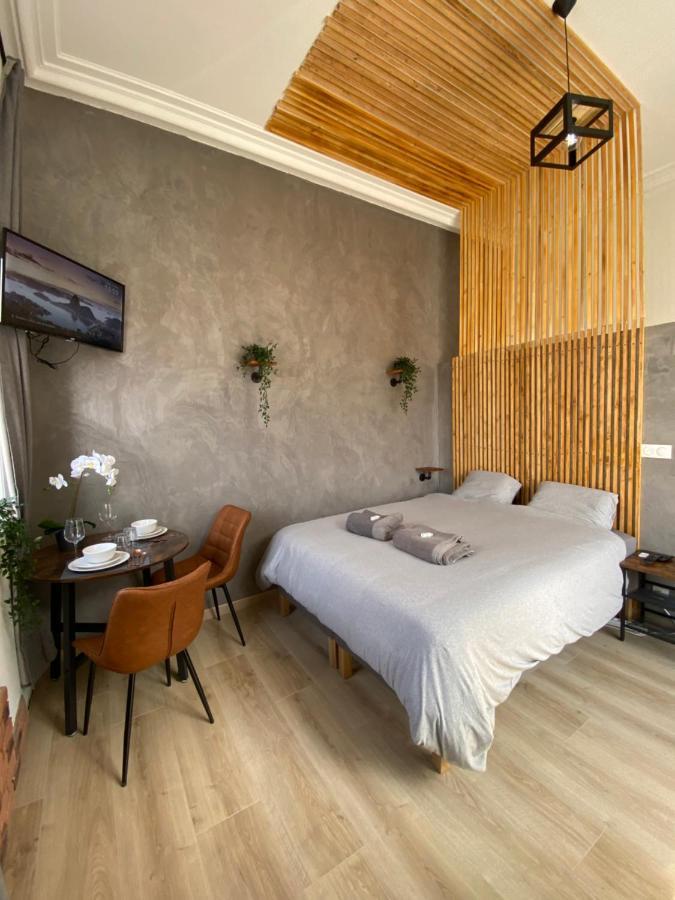 Capstay Roubaix Lille Private Shower & Netflix Exterior photo